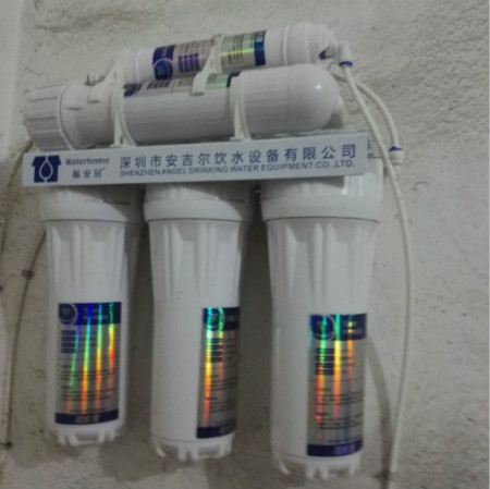影響淨水器(qi)濾芯的(de)四大(da)因素 你知道幾箇(ge)
